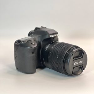 بادی دوربین کارکرده Canon 80D